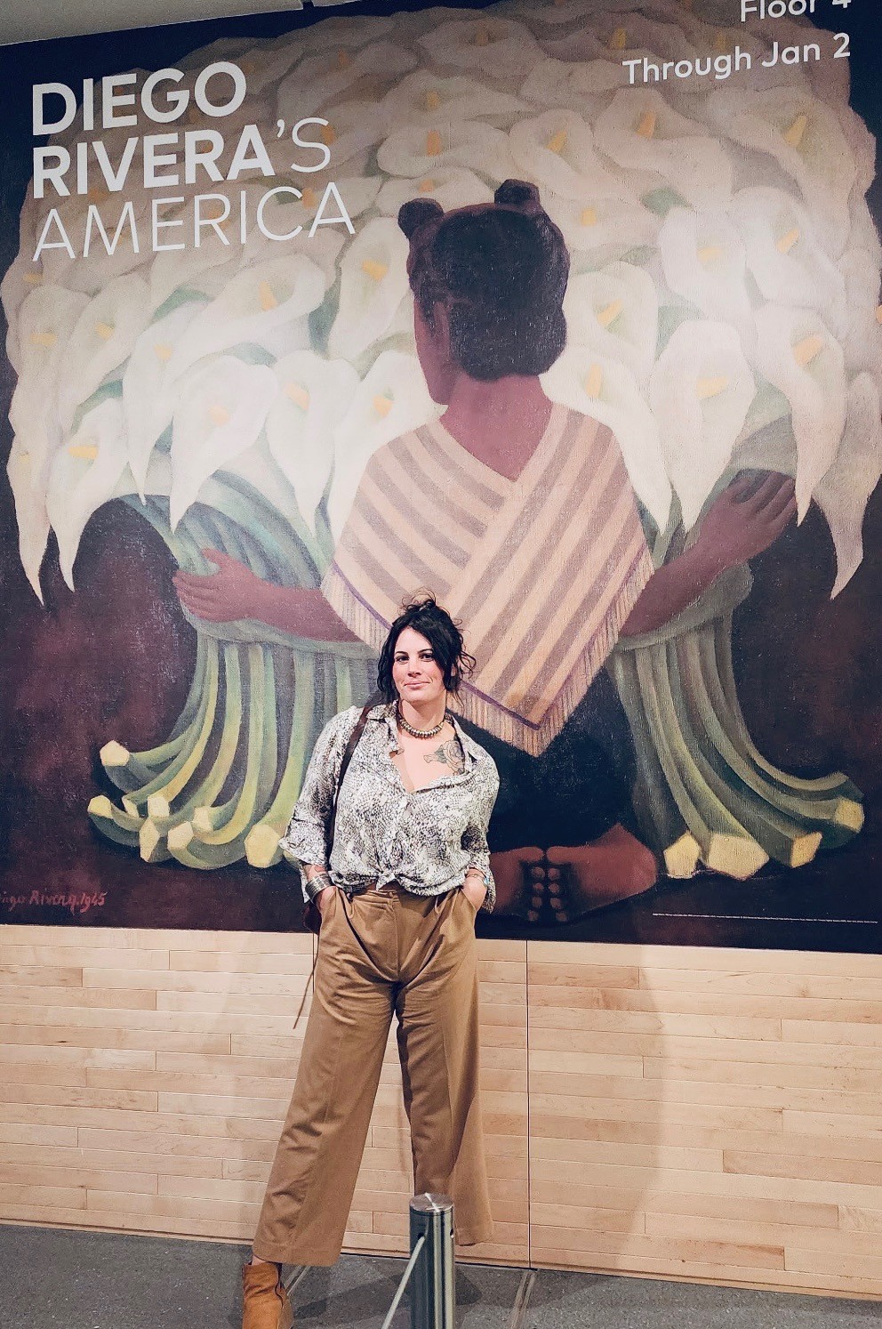 Morgen at an art gallery